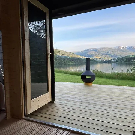 Campingplasser Lakeside Anex - Step From Bed To Waters Edge