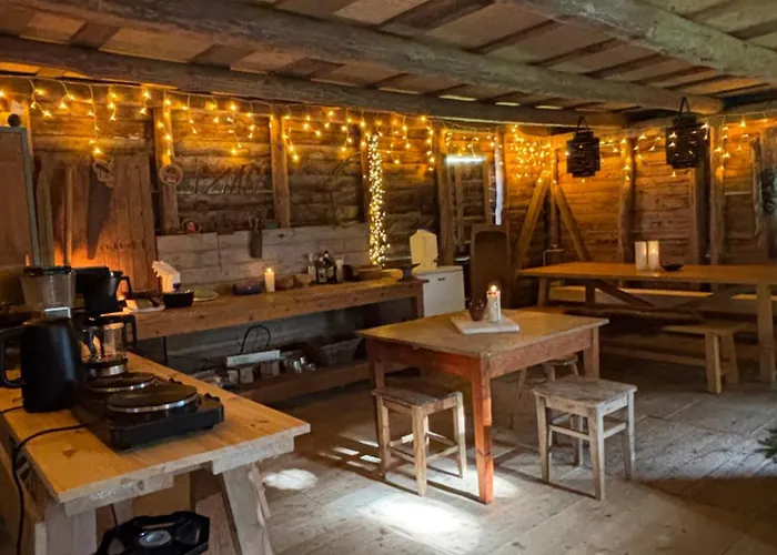 Campsite Romantic Lakeside Retreat - Amazing